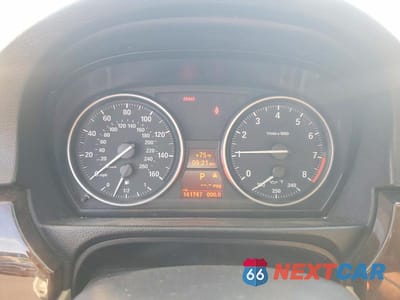 Zdjęcie 9 z 12 samochodu: 2011 BMW 335 I VIN:WBAPM5C56BE575617 - miniatura