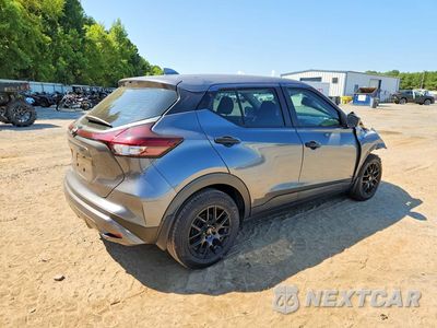 Trzecie zdjęcie samochodu z tyłu: 2022 NISSAN KICKS S VIN:3N1CP5BV6NL527472 - miniatura