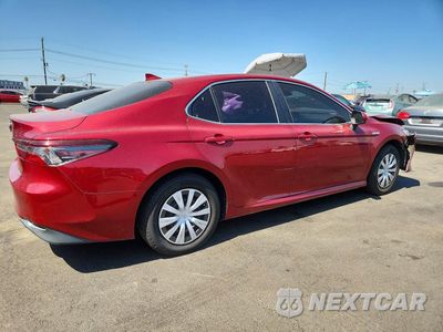 Trzecie zdjęcie samochodu z tyłu: 2021 TOYOTA CAMRY LE VIN:4T1C31AK2MU549946 - miniatura