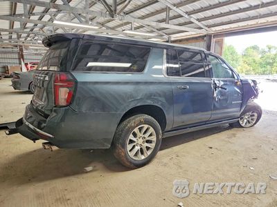 Trzecie zdjęcie samochodu z tyłu: 2021 CHEVROLET SUBURBAN K1500 PREMIER VIN:1GNSKFKDXMR306282 - miniatura