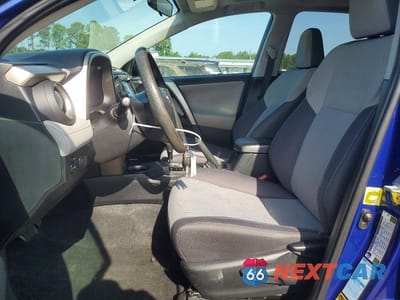 Zdjęcie 7 z 13 samochodu: 2014 TOYOTA RAV4 XLE VIN:2T3RFREV2EW220130 - miniatura