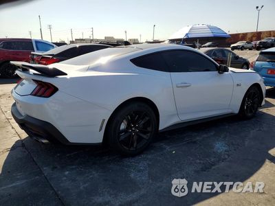 Trzecie zdjęcie samochodu z tyłu: 2025 FORD MUSTANG GT VIN:1FA6P8CF9S5419058 - miniatura