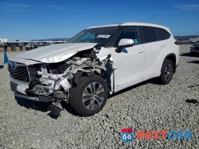 2023 TOYOTA HIGHLANDER HYBRID XLE 5TDKBRCH7PS114786 - główne zdjęcie licytacji z USA - miniatura