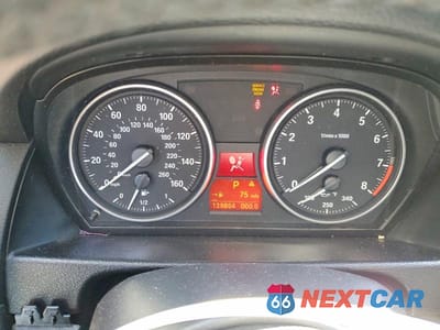 Zdjęcie 9 z 12 samochodu: 2013 BMW X1 XDRIVE35I VIN:WBAVM5C55DVV89051 - miniatura