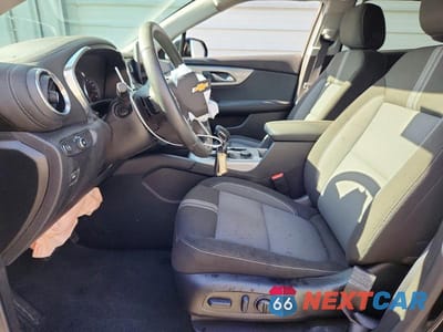 Zdjęcie 7 z 13 samochodu: 2026 CHEVROLET BLAZER 2LT VIN:3GNKBCR43TS151137 - miniatura