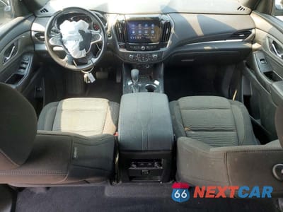 Zdjęcie 8 z 13 samochodu: 2022 CHEVROLET TRAVERSE LT VIN:1GNEVGKW3NJ191021 - miniatura