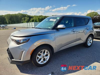 2025 KIA SOUL LX KNDJ23AUXS7935263 - główne zdjęcie licytacji z USA - miniatura