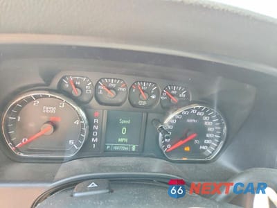 Zdjęcie 9 z 12 samochodu: 2015 GMC SIERRA K3500 VIN:1GT421C88FF642183 - miniatura