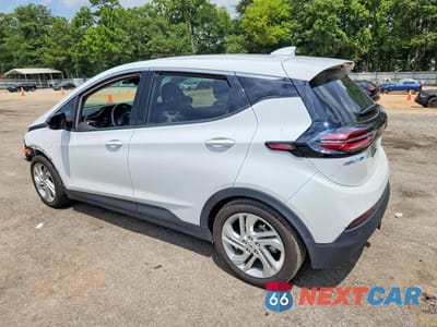 Drugie zdjęcie samochodu z przodu: 2023 CHEVROLET BOLT EV 1LT VIN:1G1FW6S02P4154066 - miniatura