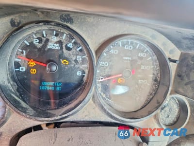 Zdjęcie 9 z 12 samochodu: 2011 CHEVROLET SILVERADO C1500 VIN:1GCNCPE09BZ400815 - miniatura