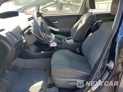 Zdjęcie 7 z 13 samochodu: 2015 TOYOTA PRIUS TWO VIN:JTDKN3DU0F0463810 - miniatura