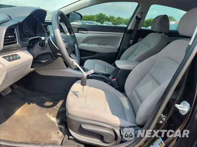 Zdjęcie 7 z 12 samochodu: 2019 HYUNDAI ELANTRA SEL VIN:KMHD84LF0KU731228 - miniatura
