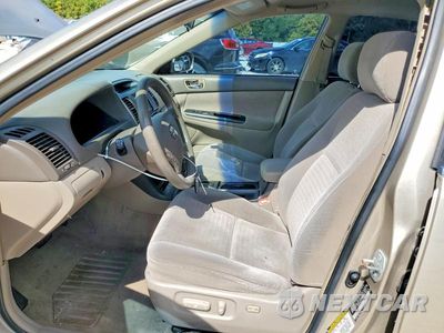 Zdjęcie 7 z 13 samochodu: 2006 TOYOTA CAMRY LE VIN:4T1BE32K66U137452 - miniatura