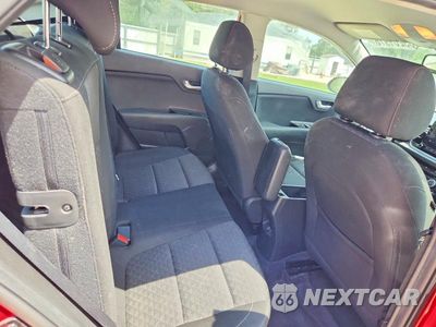Zdjęcie 10 z 13 samochodu: 2021 KIA RIO S VIN:3KPA24AD5ME418333 - miniatura