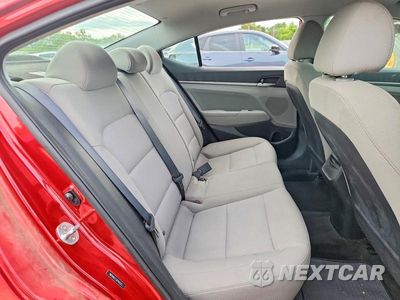 Zdjęcie 10 z 12 samochodu: 2018 HYUNDAI ELANTRA SEL VIN:5NPD84LF2JH318322 - miniatura