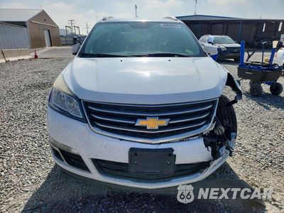 Piąte zdjęcie samochodu w środku: 2017 CHEVROLET TRAVERSE LT VIN:1GNKVHKD0HJ224505 - miniatura