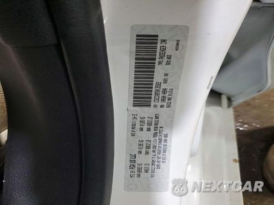 Zdjęcie 12 z 12 samochodu: 2016 CHRYSLER 200 LIMITED VIN:1C3CCCAB7GN135922 - miniatura