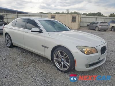 Czwarte zdjęcie samochodu z boku: 2012 BMW 750 LI VIN:WBAKB8C59CC963973 - miniatura