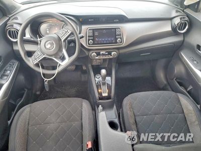 Zdjęcie 8 z 12 samochodu: 2020 NISSAN KICKS SV VIN:3N1CP5CV0LL580034 - miniatura
