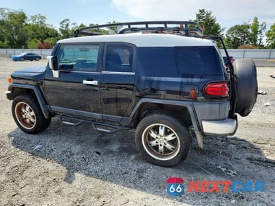 Drugie zdjęcie samochodu z przodu: 2007 TOYOTA FJ CRUISER BASE VIN:JTEBU11F270032122 - miniatura