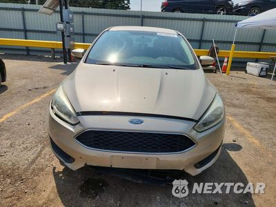 Piąte zdjęcie samochodu w środku: 2017 FORD FOCUS SE VIN:1FADP3K24HL217113 - miniatura