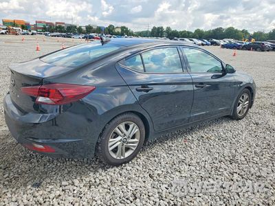 Trzecie zdjęcie samochodu z tyłu: 2020 HYUNDAI ELANTRA VALUE EDITION VIN:5NPD84LF9LH606194 - miniatura