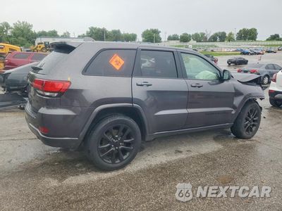 Trzecie zdjęcie samochodu z tyłu: 2019 JEEP GRAND CHEROKEE LAREDO VIN:1C4RJEAG6KC548325 - miniatura