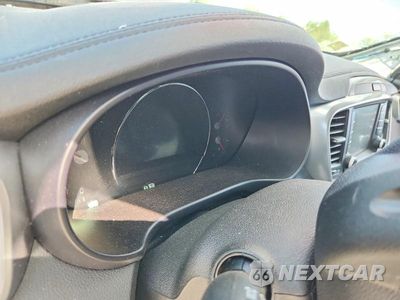 Zdjęcie 9 z 13 samochodu: 2019 KIA SORENTO EX V6 VIN:5XYPHDA51KG453114 - miniatura