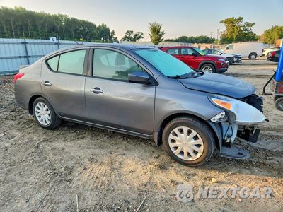 Czwarte zdjęcie samochodu z boku: 2016 NISSAN VERSA 1.6 SV VIN:3N1CN7AP5GL891311 - miniatura
