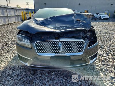Piąte zdjęcie samochodu w środku: 2017 LINCOLN MKZ SELECT VIN:3LN6L5C9XHR655136 - miniatura