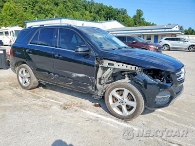 Czwarte zdjęcie samochodu z boku: 2019 MERCEDES-BENZ GLE 400 4MATIC VIN:4JGDA5GB3KB207472 - miniatura