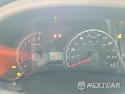 Zdjęcie 9 z 13 samochodu: 2011 TOYOTA SIENNA LE VIN:5TDKK3DC2BS117149 - miniatura