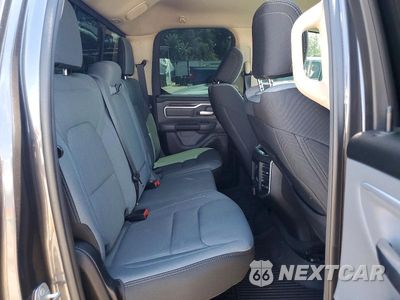 Zdjęcie 10 z 12 samochodu: 2020 RAM 1500 BIG HORN/LONE STAR VIN:1C6SRFBT2LN315972 - miniatura