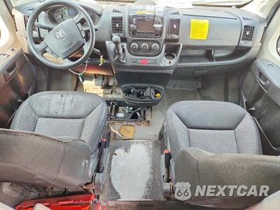 Zdjęcie 8 z 13 samochodu: 2020 RAM PROMASTER 3500 - DELIVERY VAN VIN:3C6URVJG4LE145352 - miniatura
