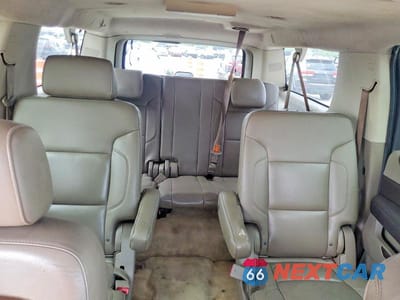 Zdjęcie 10 z 13 samochodu: 2015 CHEVROLET SUBURBAN C1500 LT VIN:1GNSCJKCXFR628365 - miniatura
