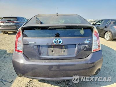 Zdjęcie 6 z 12 samochodu: 2012 TOYOTA PRIUS TWO VIN:JTDKN3DU2C1601109 - miniatura