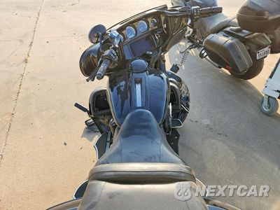 Zdjęcie 6 z 8 samochodu: 2021 HARLEY-DAVIDSON FLHTK VIN:1HD1KEF18MB604335 - miniatura