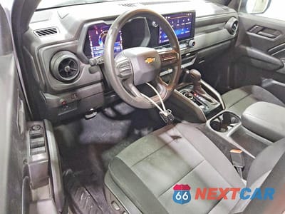 Zdjęcie 8 z 13 samochodu: 2023 CHEVROLET COLORADO VIN:1GCPTBEK3P1215016 - miniatura