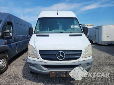 Piąte zdjęcie samochodu w środku: 2011 MERCEDES-BENZ SPRINTER 2500 DELIVERY VAN VIN:WD3PE8CBXB5575167 - miniatura