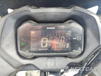 Zdjęcie 7 z 10 samochodu: 2018 SUZUKI GSX250R VIN:LC6DN11A0J1100672 - miniatura