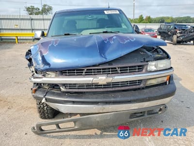 Piąte zdjęcie samochodu w środku: 2001 CHEVROLET SILVERADO K1500 VIN:2GCEK19T211377907 - miniatura