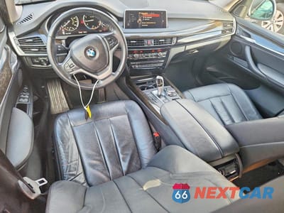 Zdjęcie 8 z 13 samochodu: 2015 BMW X5 XDRIVE35I VIN:5UXKR0C56F0K66989 - miniatura