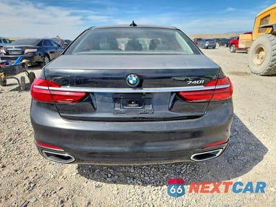 Zdjęcie 6 z 12 samochodu: 2016 BMW 740 I VIN:WBA7E2C50GG546685 - miniatura