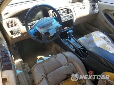Zdjęcie 8 z 12 samochodu: 2000 HONDA ACCORD EX VIN:1HGCG225XYA038906 - miniatura