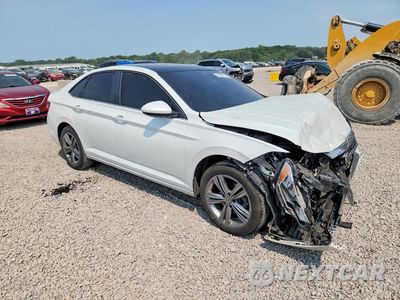 Czwarte zdjęcie samochodu z boku: 2024 VOLKSWAGEN JETTA SE VIN:3VW7M7BU5RM059905 - miniatura