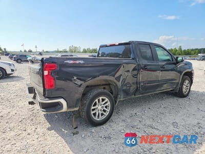 Trzecie zdjęcie samochodu z tyłu: 2022 CHEVROLET SILVERADO LTD K1500 LT-L VIN:1GCRYJEK6NZ220004 - miniatura