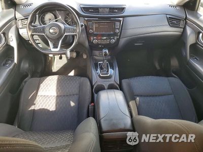 Zdjęcie 8 z 13 samochodu: 2019 NISSAN ROGUE SV VIN:KNMAT2MT2KP548278 - miniatura