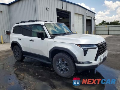 Czwarte zdjęcie samochodu z boku: 2024 LEXUS GX 550 OVERTRAIL+ VIN:JTJTBCDX8R5030053 - miniatura