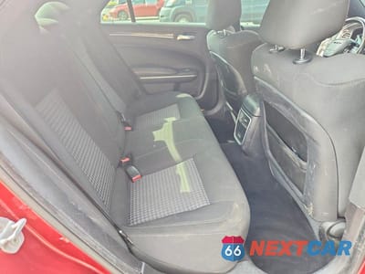 Zdjęcie 10 z 12 samochodu: 2012 CHRYSLER 300C VIN:2C3CCAET2CH277900 - miniatura