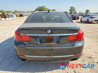 Zdjęcie 6 z 12 samochodu: 2014 BMW 740 I VIN:WBAYA6C59ED144430 - miniatura